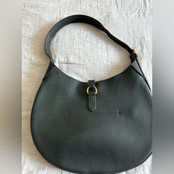 Polo ID Leather Medium Shoulder Bag - Picture 10 of 14